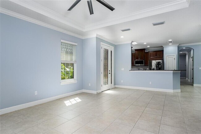 Building Photo - 10413 Highland Park Pl