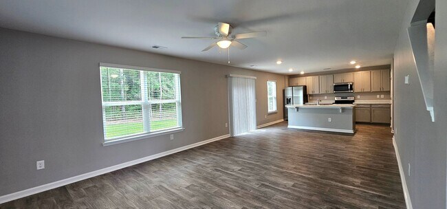 Building Photo - Luxury Meets Privacy in This 4-Bedroom Cul...