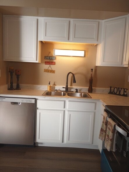 Building Photo - 111 Crystal Park Rd