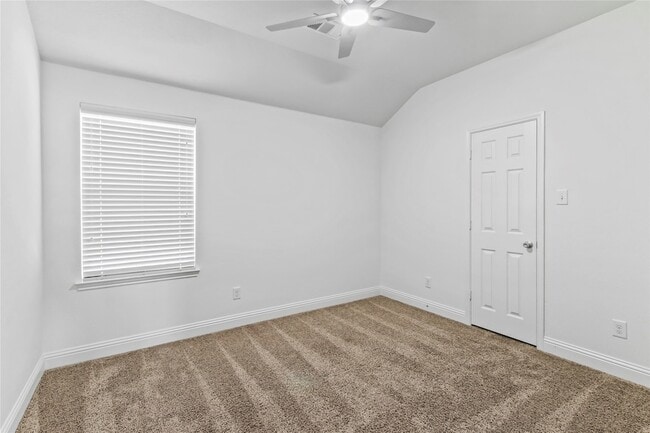 Building Photo - 4424 Overbrook Dr