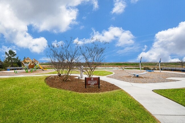 Building Photo - 14907 Fisher Reservoir Dr