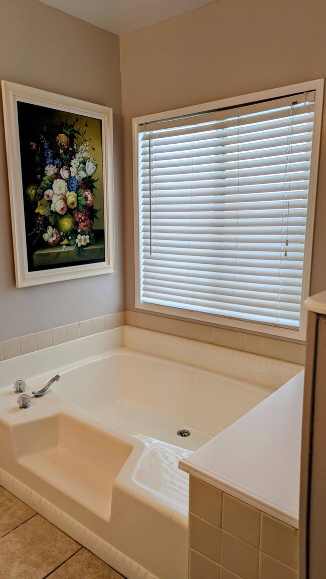 Building Photo - 73530 Red Cir