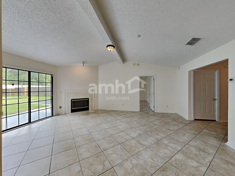 Building Photo - 9081 Prosperity Lake Dr