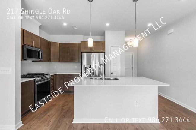 Building Photo - 217 Shingle Oak Rd