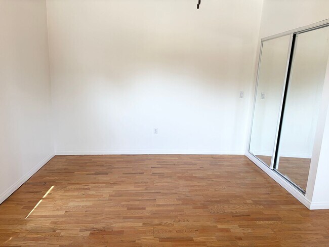 Building Photo - Beautiful 4-Bedroom Covina Home with Expansive Bonus Room, Circular Driveway & Private Backyard