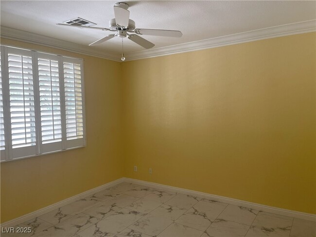 Building Photo - 1136 Scenic Crest Dr