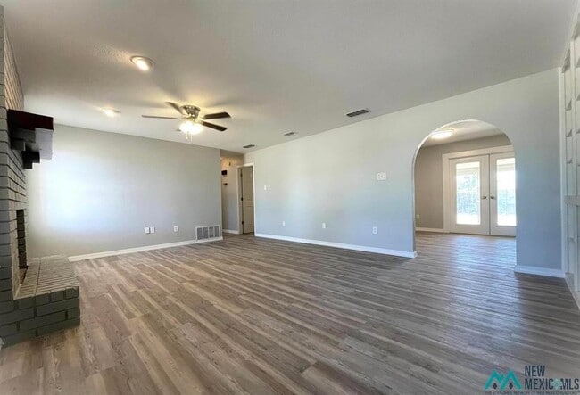 Building Photo - 3705 Tom Watson Dr