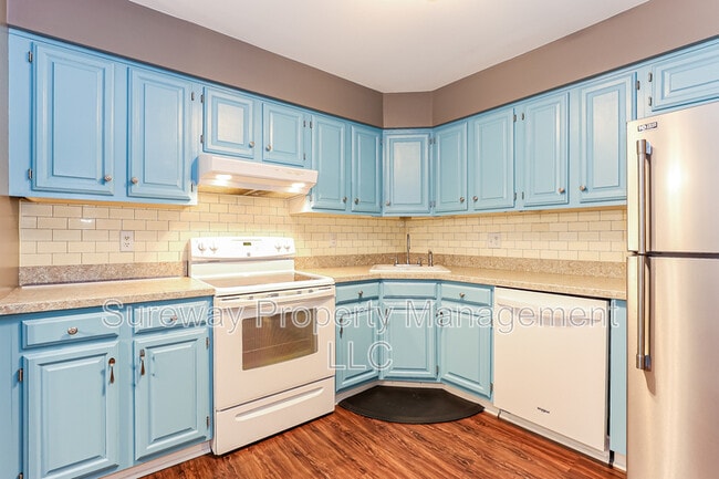 Building Photo - 3 Harrogate Ct