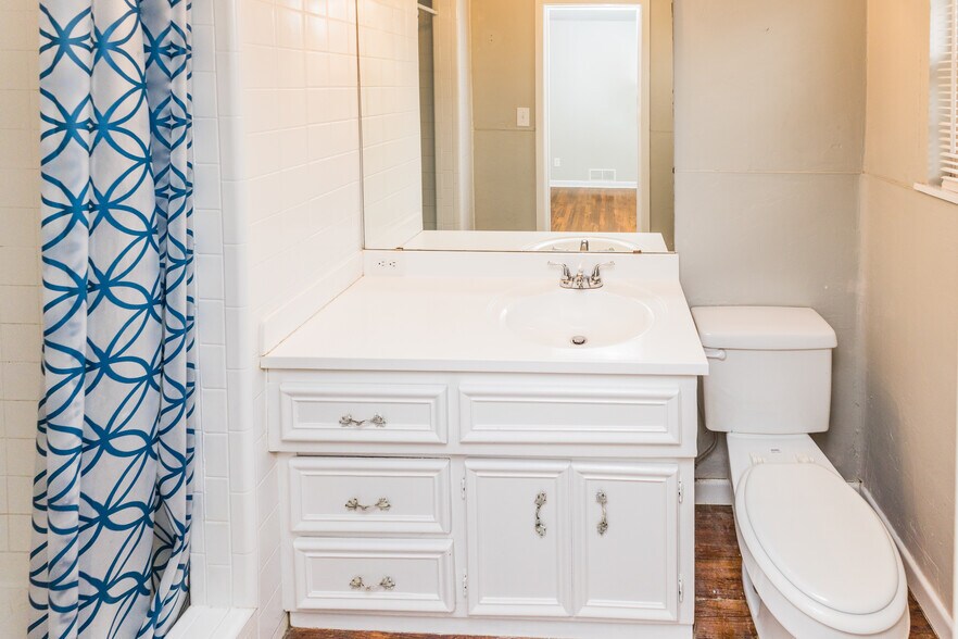 Building Photo - 3705 42nd St