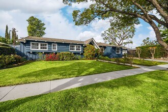 Building Photo - Desirable Fullerton Home 4 Bed 2 Bath w/ Pool & Jacuzzi