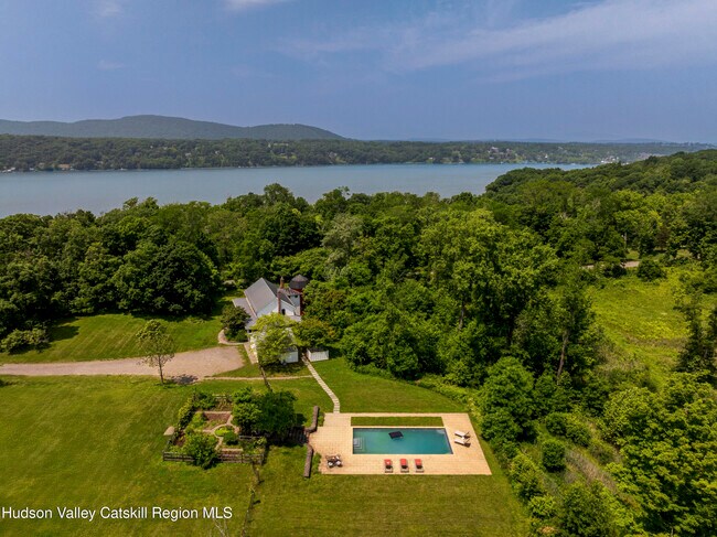 Primary Photo - 243 Morton Rd