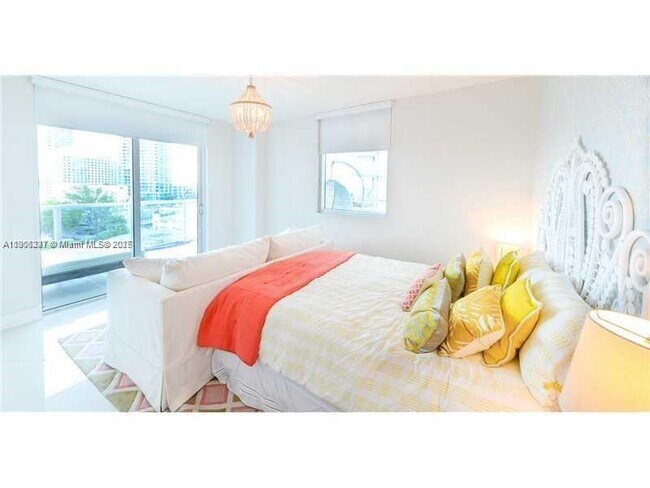 Building Photo - 6700 Indian Creek Dr