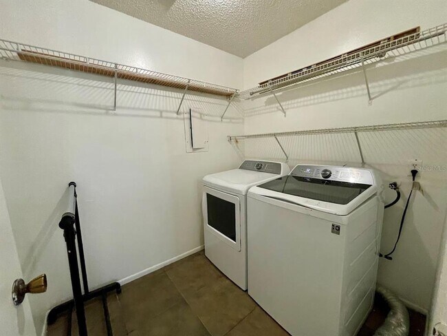 Building Photo - 2625 FL-590