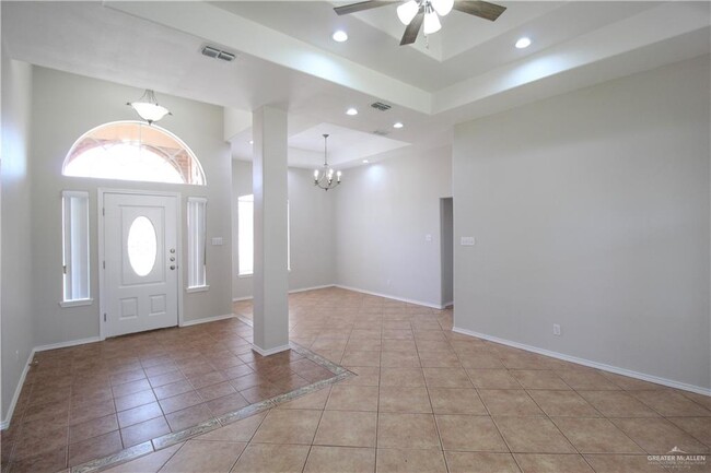 Building Photo - 5100 N 25th St