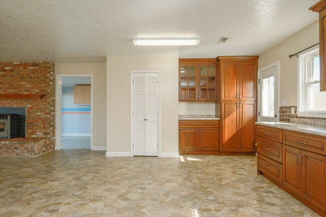 Building Photo - 142 China Grove Rd