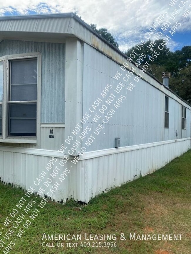 Building Photo - 3054 Woden Rd