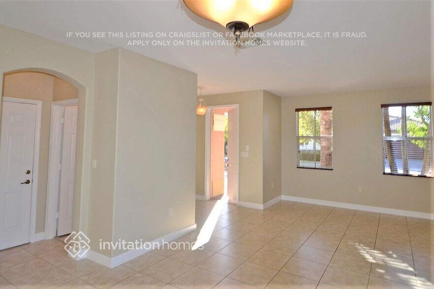 Building Photo - 11783 SW 153rd Pl