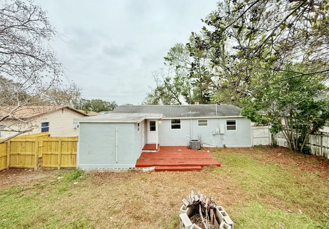 Building Photo - 7150 79th St N