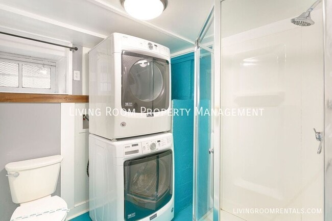 Building Photo - 4503 SE 67th Ave