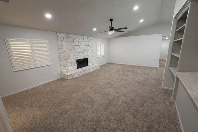 Building Photo - 18847 Arrowhead Dr