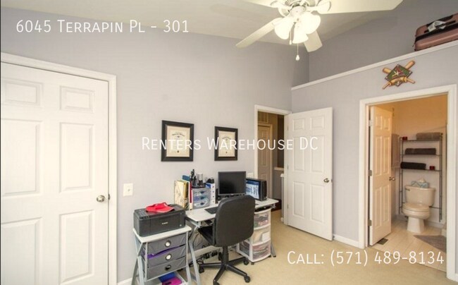 Building Photo - 6045 Terrapin Pl