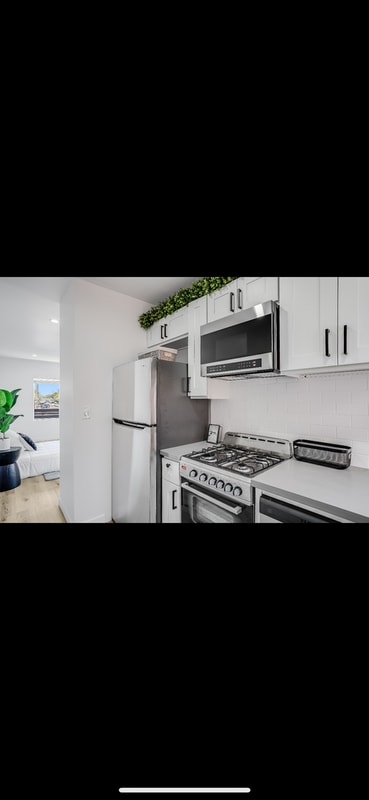 Building Photo - 523 Main St