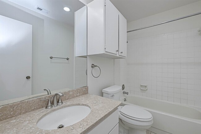 Building Photo - 1502 Prairie Grove Dr