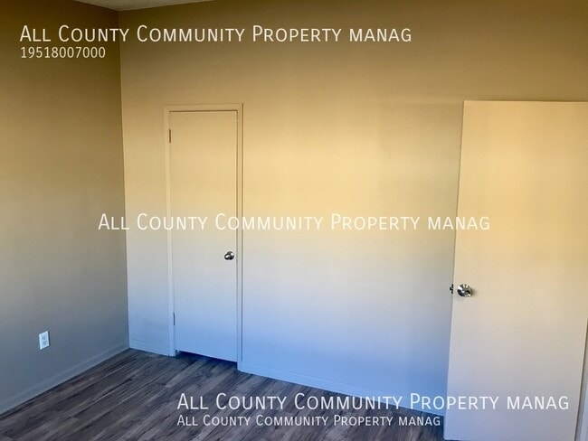 Building Photo - 6082 Daisy-
