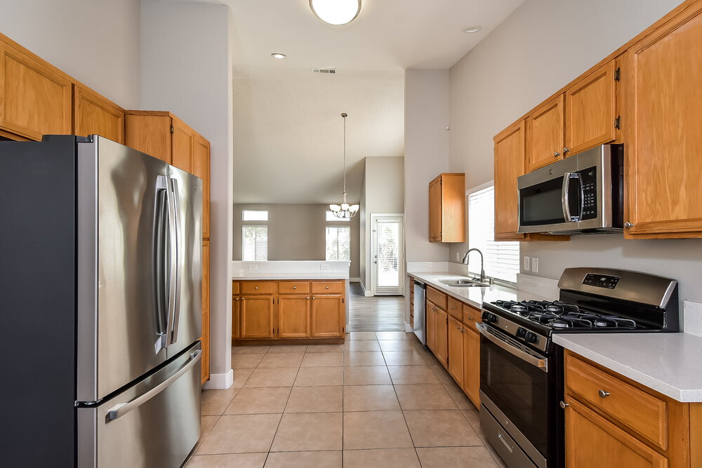 Building Photo - 5520 Red Sun Dr