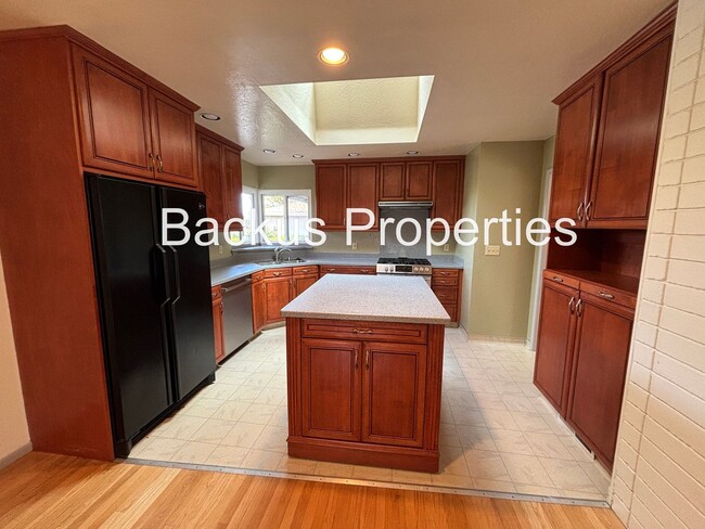 Building Photo - Three bedroom home across from Claremont Manor Park