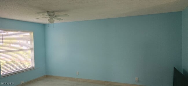 Building Photo - 4520 Fluvia Ave