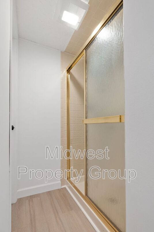 Building Photo - 3325 Hermoso Dr