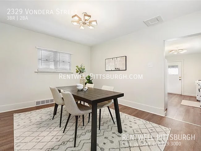 Building Photo - 2329 Vondera St