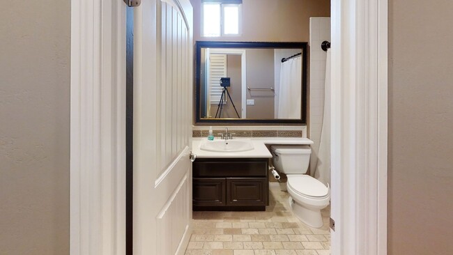 Building Photo - Exquisite 3 bed 2 bath luxury home in JP R...