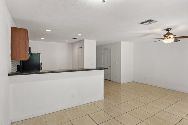 Building Photo - 2257 Marshfield Ct