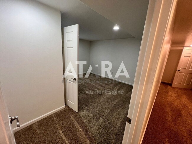 Building Photo - 11458 Harvest Crest Way