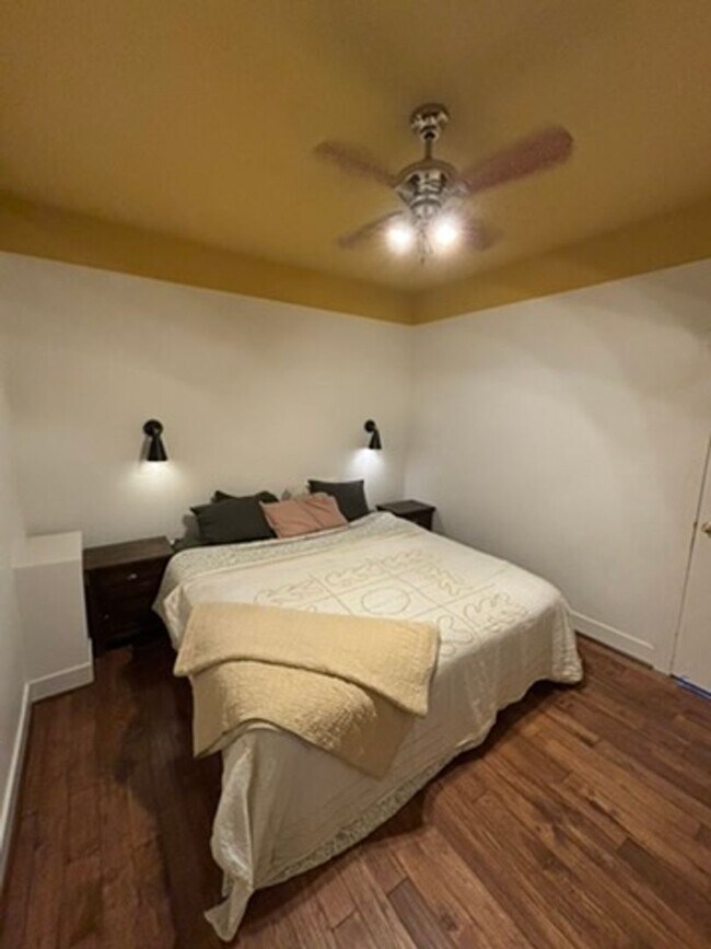 Building Photo - Rare Oasis: 2BR Home with Large Loft Area on 1.5 Acres Bordering National Forest and Fronting Dry...