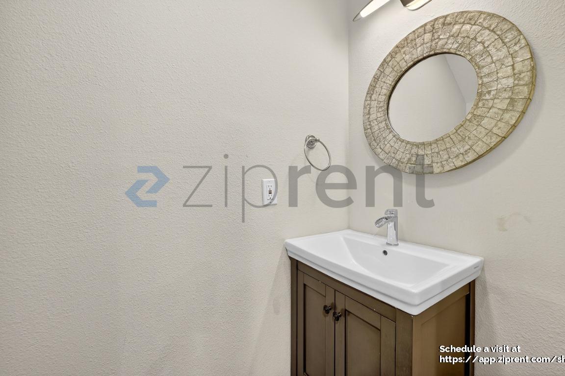 Building Photo - 12834 Midway Rd