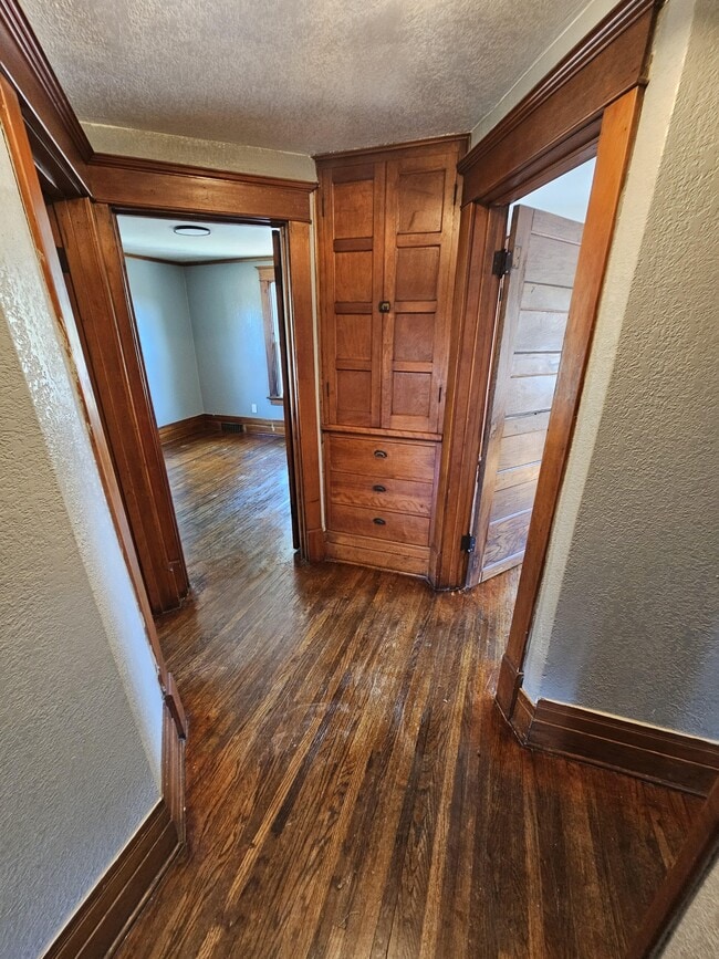 Building Photo - 117 Dawson St