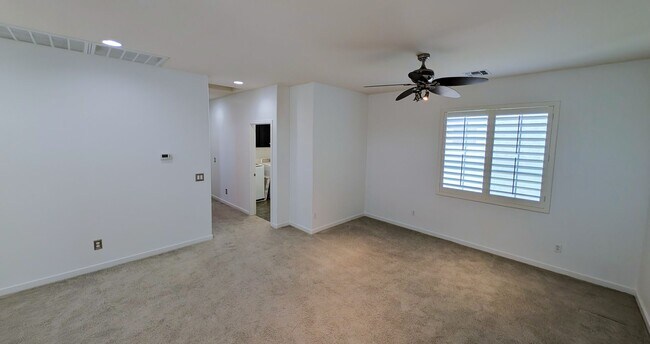 Building Photo - 3 Bedroom Home in the Mulberry Community Near S Signal Butte Rd and E Guadalupe Rd!
