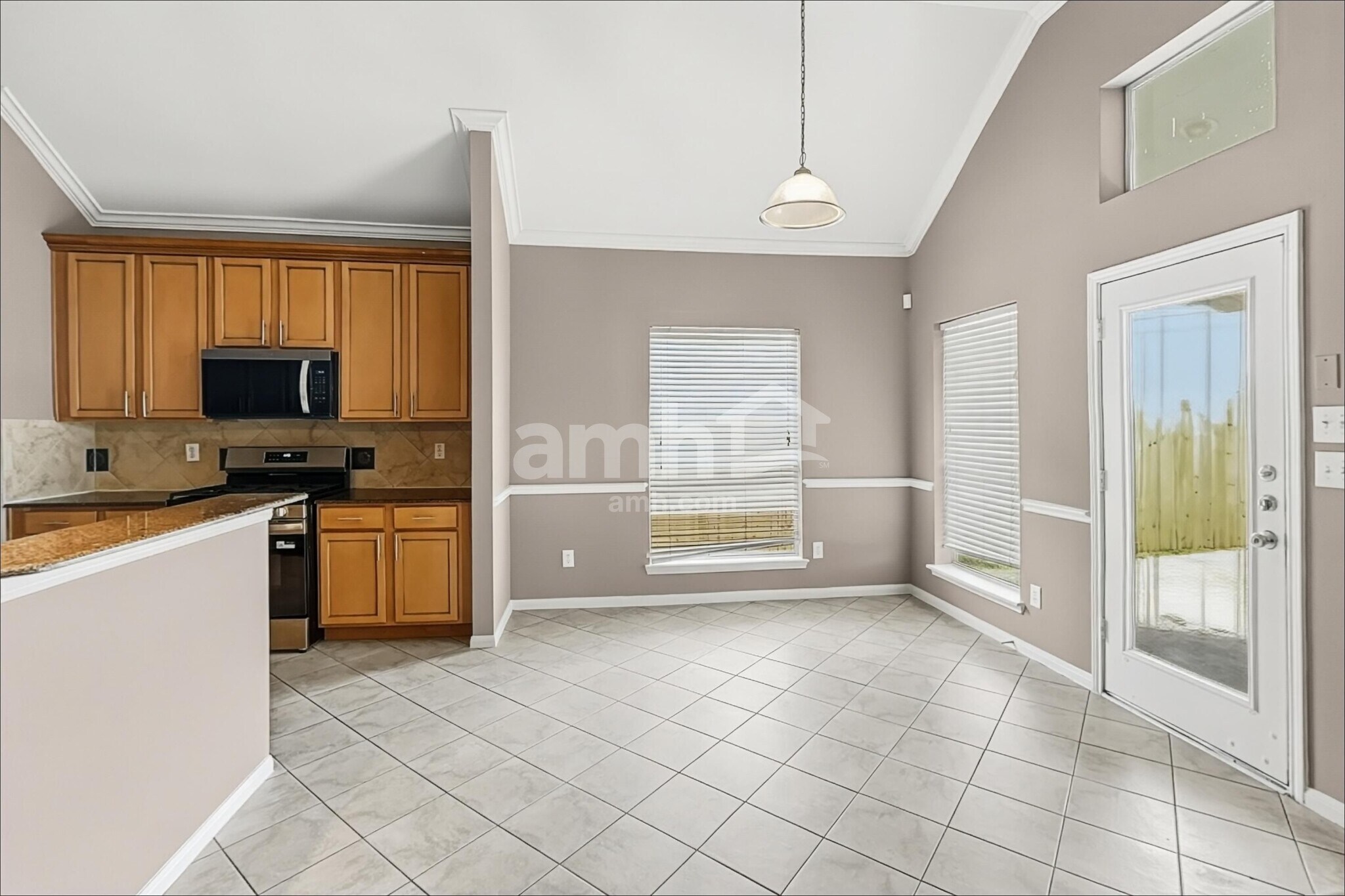 Building Photo - 2012 Haven Springs Ln
