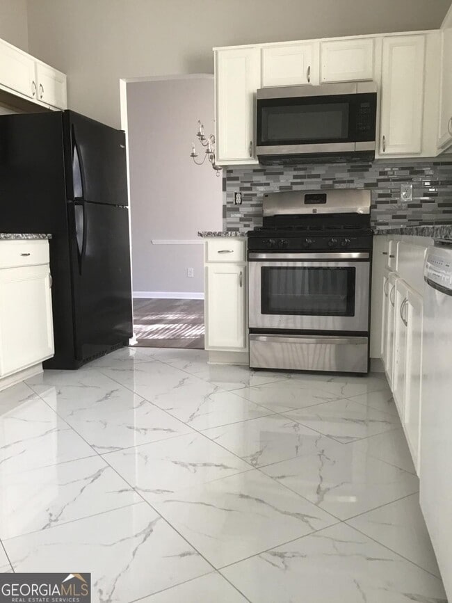 Building Photo - 6345 Peppermill Ln