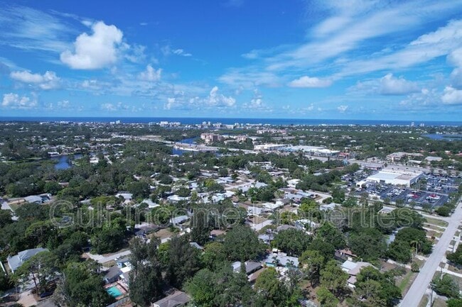 Building Photo - 2360 Riverwood Pines Dr