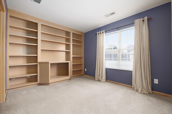 Building Photo - 3906 Sandstone Cir