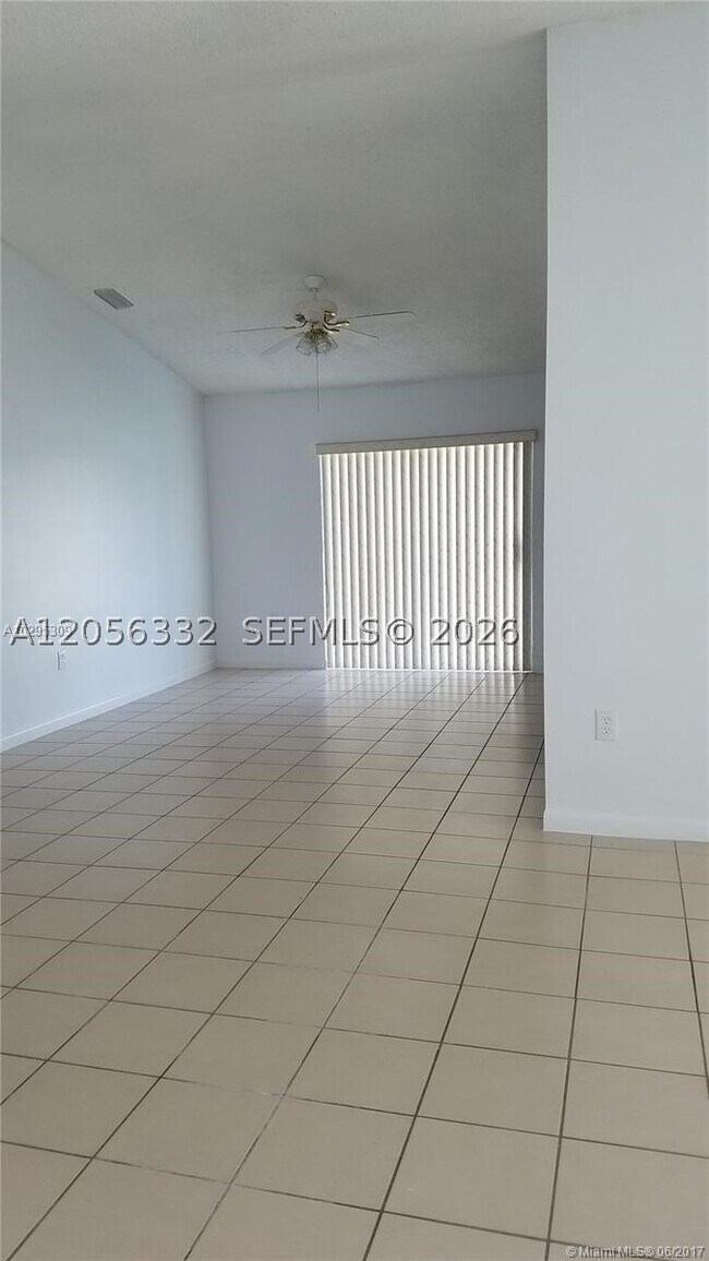 Building Photo - 16901 NW 70th Ave