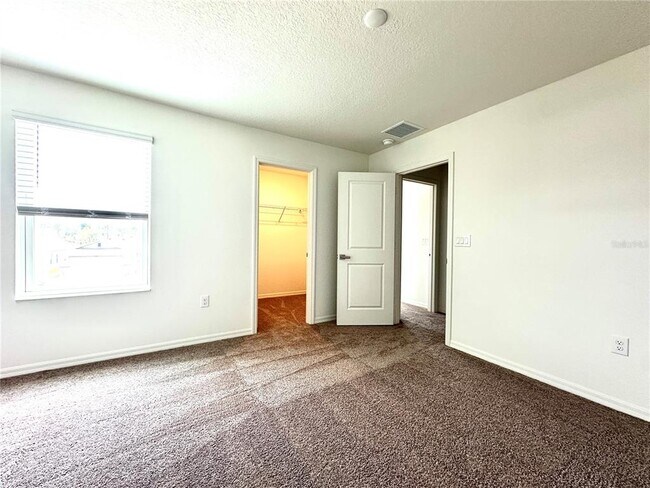 Building Photo - 3296 Rolling Plns Cir