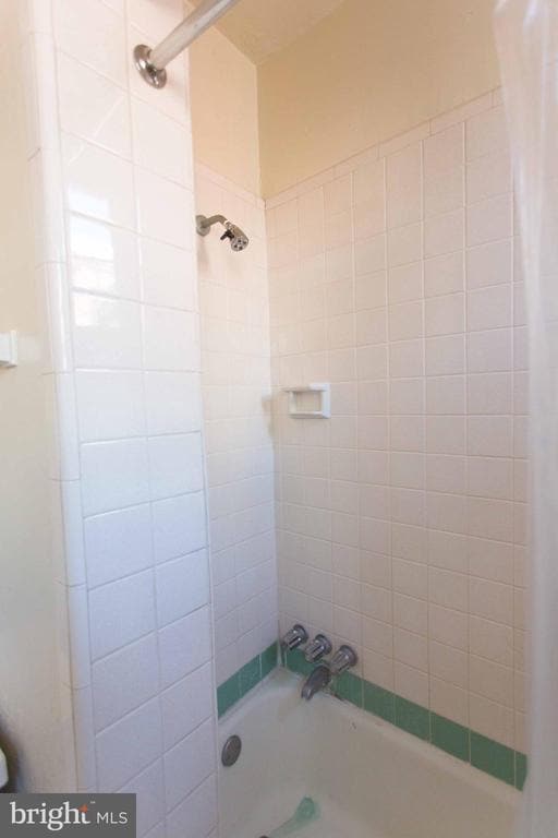 Building Photo - 916 Spruce St