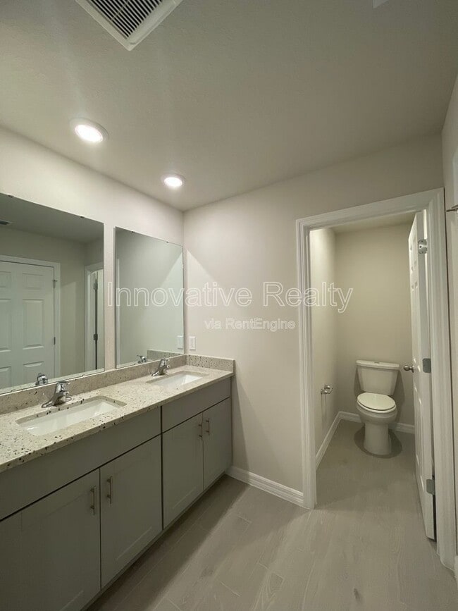 Building Photo - 2548 Sweet Viburnum Wy