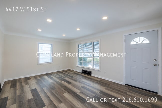 Building Photo - 4417 W 51st St