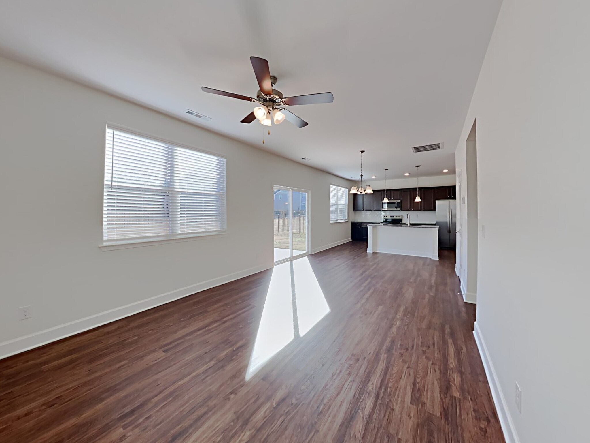 Building Photo - 417 Bluewater Dr